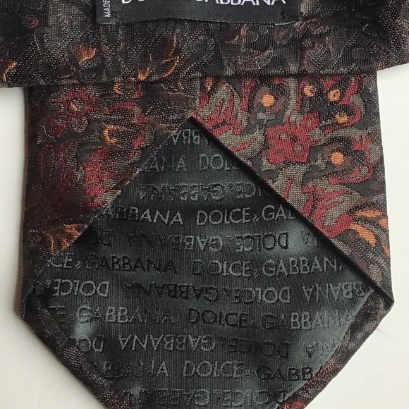 Dolce & Gabbana  dark colours print  Soie/ silk tie made in Italy 🇮🇹 - Picture 2 of 7